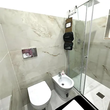Perla Del Mare - Lungomare Di Crotone, 30 Mt Dal Mare Apartment Exterior photo